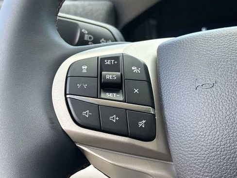 New 2026 Ford Explorer Active w/ Active Comfort Package image 37