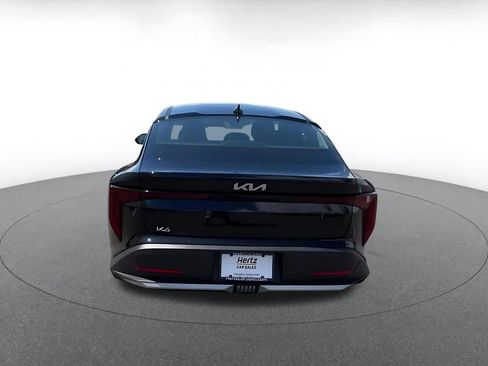 Used 2025 Kia K4 FWD image 11
