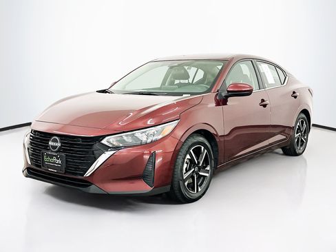 Used 2024 Nissan Sentra SV FWD image 3