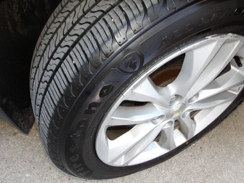 Used 2016 Chevrolet Malibu Hybrid w/ Driver Confidence Package image 37