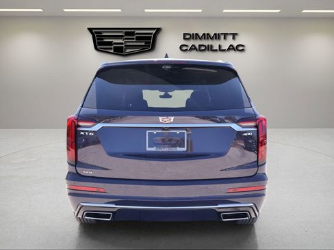 Certified 2025 Cadillac XT6 Premium Luxury w/ Platinum Package image 4