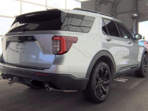 Used 2022 Ford Explorer ST-Line w/ Class IV Trailer Tow Package AWD/4WD image 4