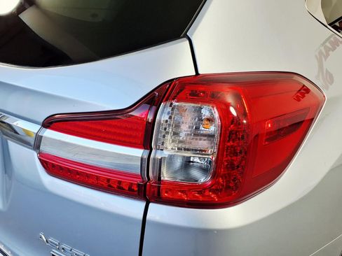 Used 2022 Subaru Ascent Touring image 8