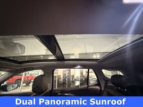 Used 2020 GMC Terrain SLT w/ Preferred Package image 20