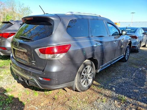 Used 2014 Nissan Pathfinder SL w/ Trailer Tow Package AWD/4WD image 5