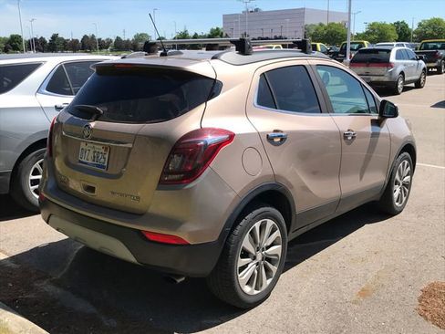 Used 2018 Buick Encore Preferred AWD/4WD image 2