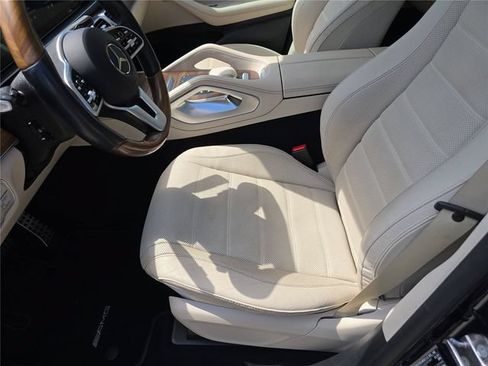 Used 2021 Mercedes-Benz GLS 580 4MATIC image 22