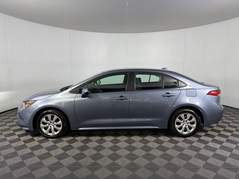 Used 2026 Toyota Corolla LE FWD image 9