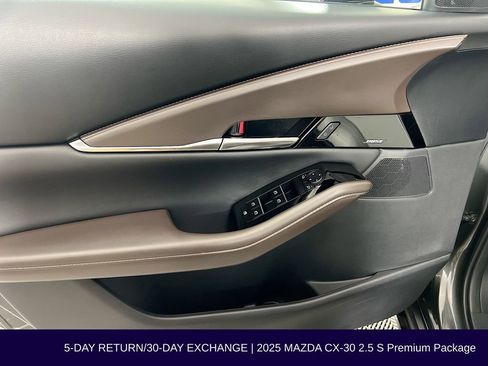 Used 2025 MAZDA CX-30 AWD 2.5 S w/ Premium Package image 24
