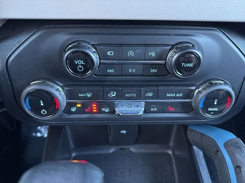 Certified 2022 Ford Bronco Wildtrak image 21