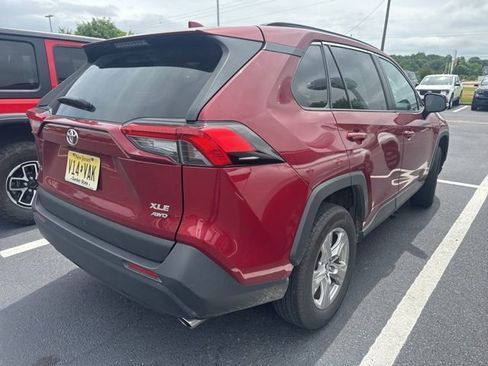 Used 2025 Toyota RAV4 XLE AWD/4WD image 3