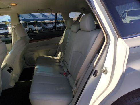 Used 2013 Subaru Outback 3.6R Limited w/ Moonroof Pkg image 26