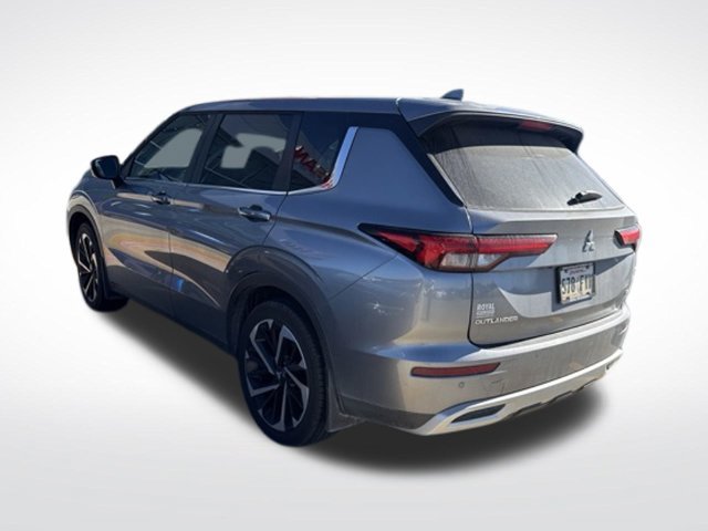 Used 2023 Mitsubishi Outlander SE FWD image 6
