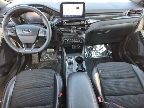 Used 2024 Ford Escape ST-Line image 14