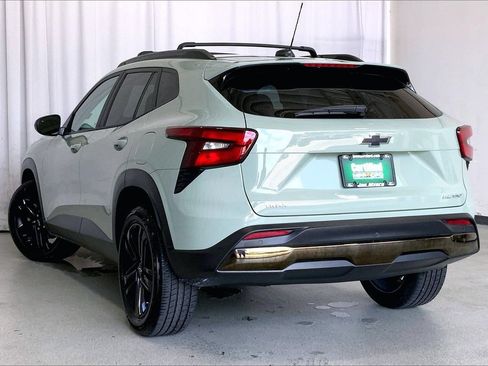 Used 2024 Chevrolet Trax ACTIV w/ Driver Confidence Package FWD image 10