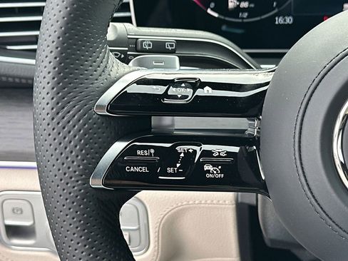 New 2026 Mercedes-Benz GLS 450 4MATIC image 27