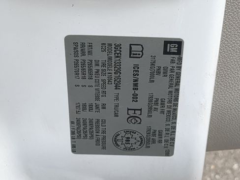 Used 2009 Chevrolet Silverado 1500 LTZ image 34