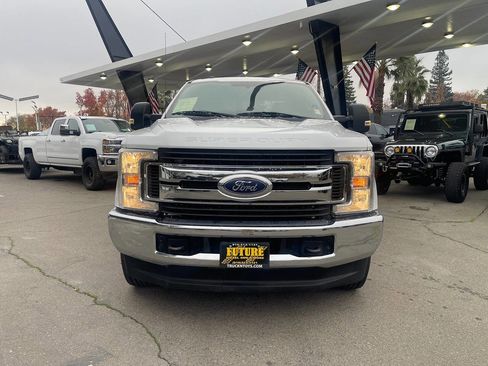 Used 2018 Ford F250 XLT image 7