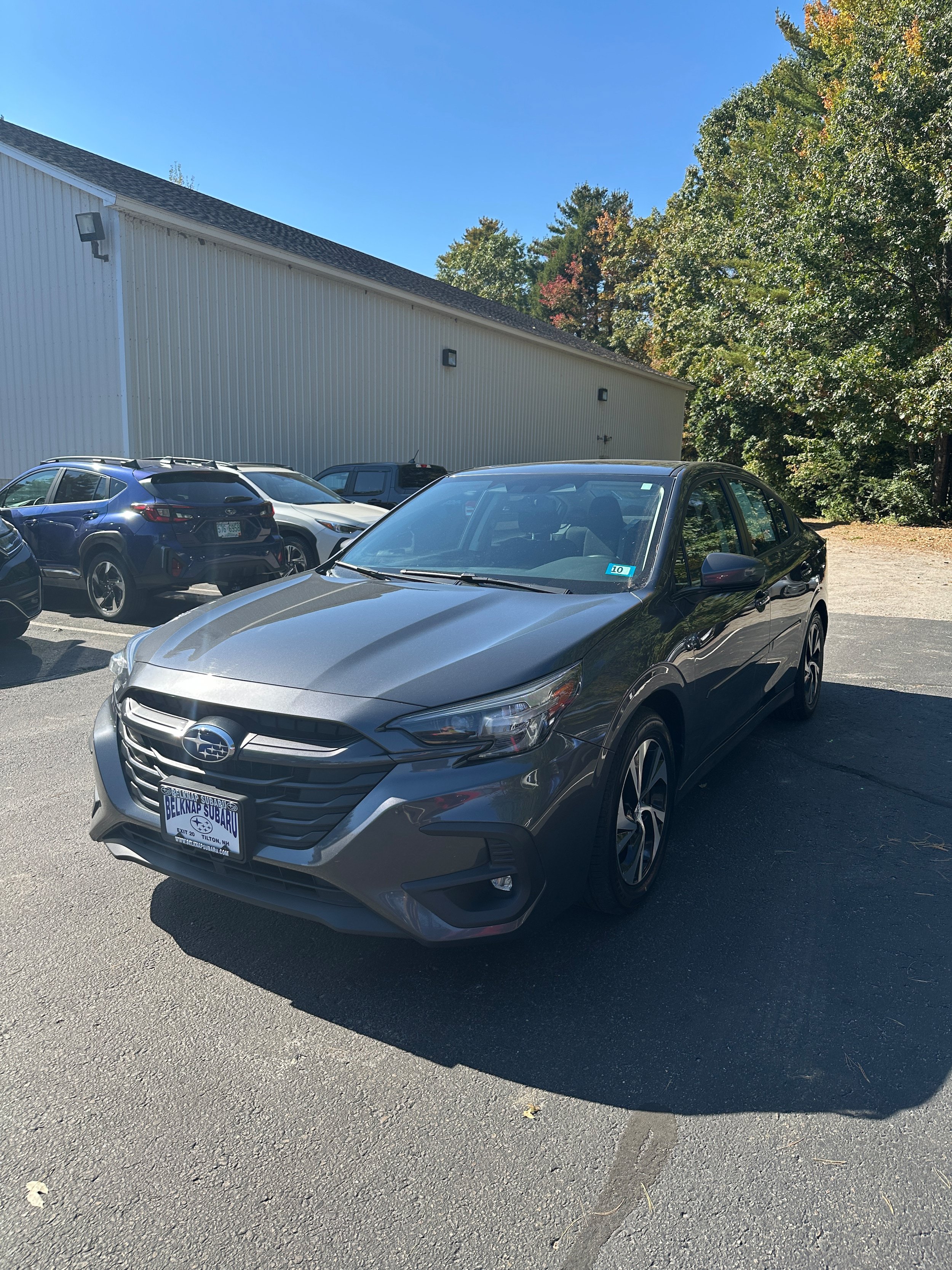 Used 2025 Subaru Legacy Premium AWD/4WD image 1