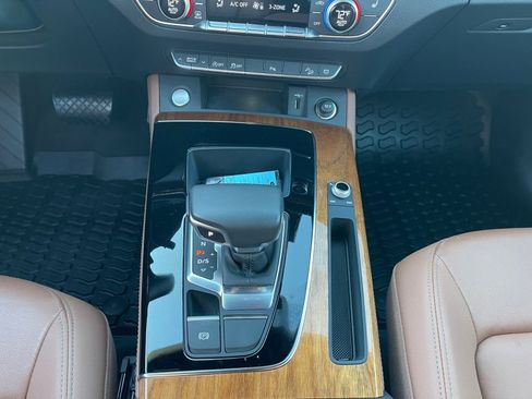 Used 2023 Audi Q5 2.0T Premium Plus w/ Premium Plus Package image 13