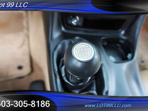 Used 2004 Chevrolet Corvette Coupe w/ Preferred Equipment Group image 2