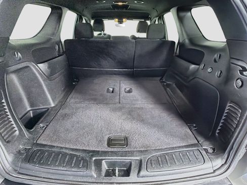 Used 2023 Dodge Durango SXT RWD image 30