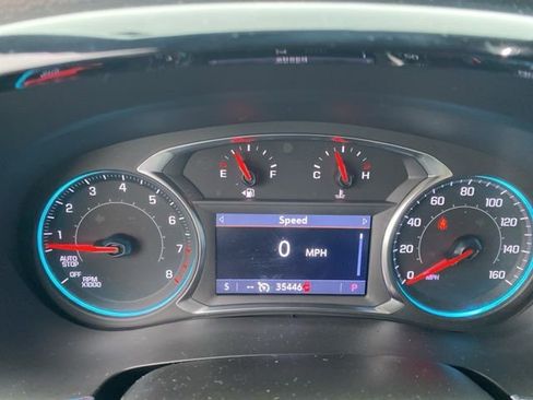 Used 2023 Chevrolet Traverse LT AWD/4WD image 23
