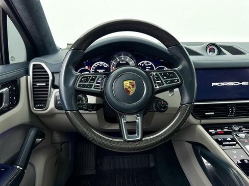 Used 2022 Porsche Cayenne Turbo AWD/4WD image 6