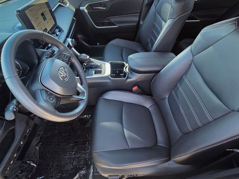 Certified 2025 Toyota RAV4 XLE Premium image 15