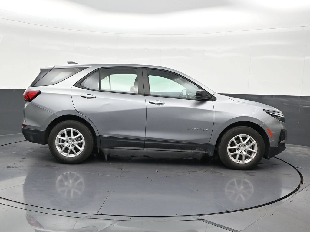 Used 2024 Chevrolet Equinox LS FWD image 7