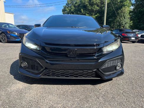 Used 2018 Honda Civic Sport Touring image 3