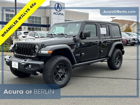 Used 2024 Jeep Wrangler Unlimited image 1