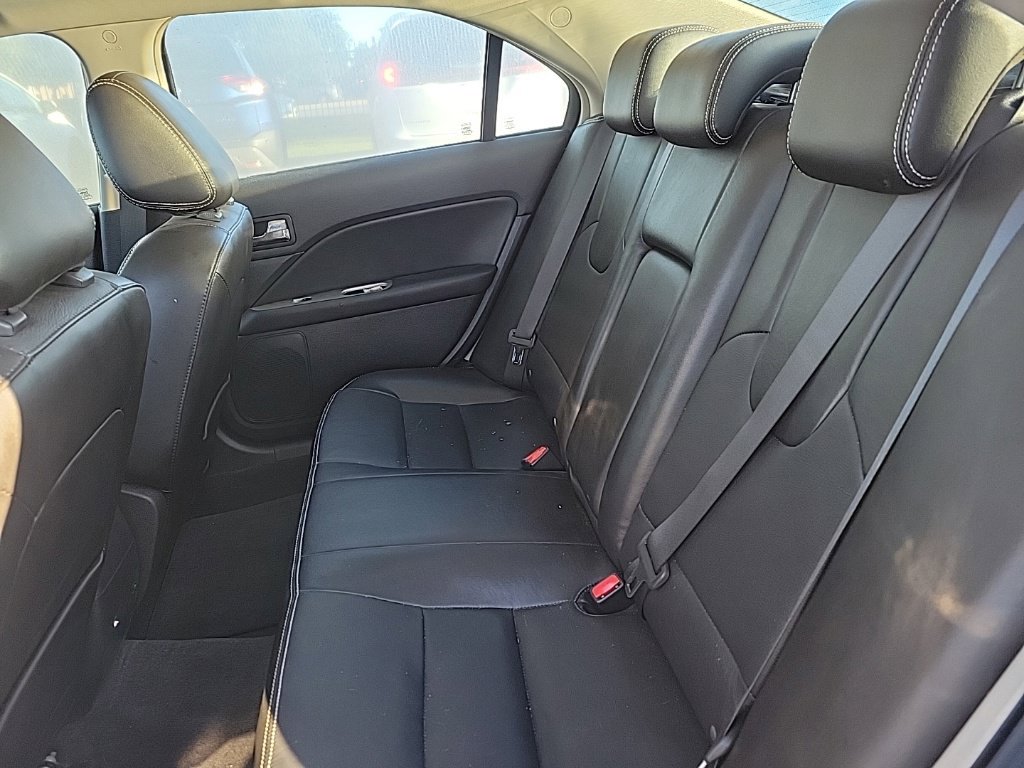 Used 2010 Ford Fusion SEL FWD image 13