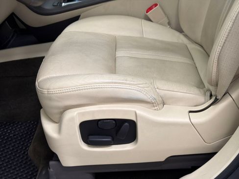 Used 2014 Lincoln MKT AWD w/ Equipment Group 201A image 16