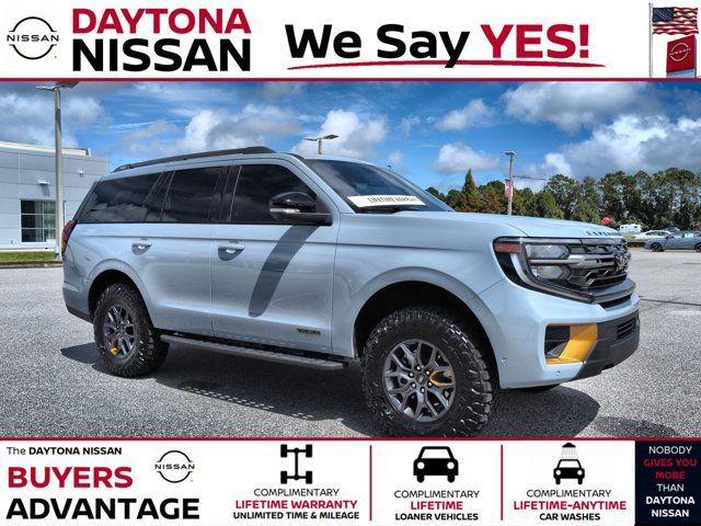 Used 2025 Ford Expedition Tremor AWD/4WD image 1
