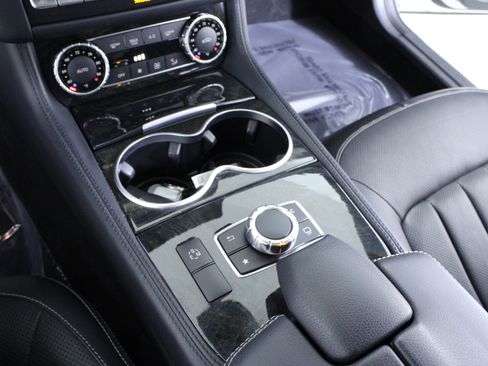 Used 2016 Mercedes-Benz CLS 400 image 30