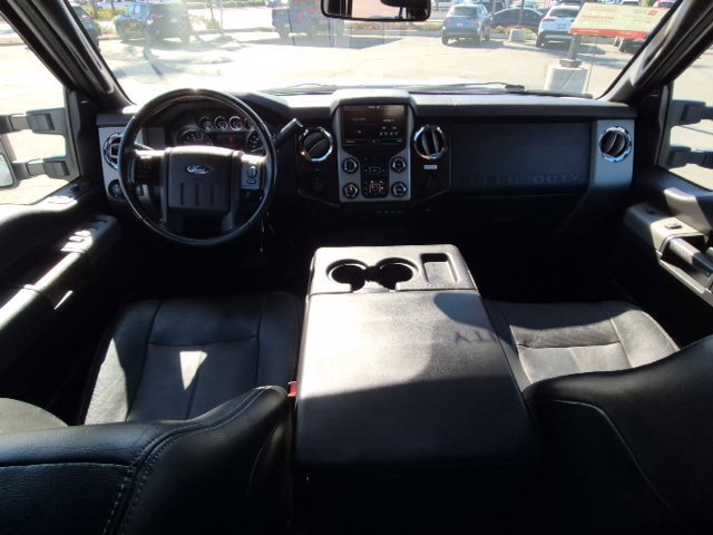 Used 2016 Ford F350 Lariat w/ Lariat Interior Package AWD/4WD image 15