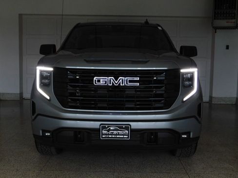 Used 2024 GMC Sierra 1500 Elevation AWD/4WD image 18