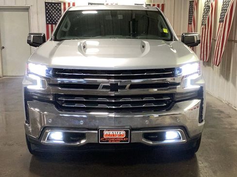 Used 2021 Chevrolet Silverado 1500 LTZ AWD/4WD image 17