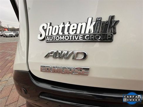 Used 2021 Toyota Sienna Limited image 29