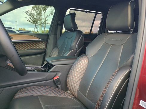 Used 2022 Jeep Grand Cherokee Summit w/ Advanced Protech Group IV image 14