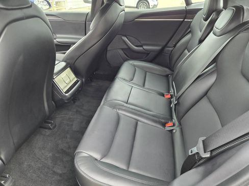 Used 2023 Tesla Model S Standard Range AWD/4WD image 23