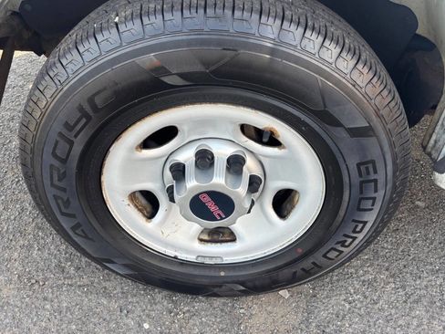 Used 2015 GMC Savana 2500 image 9