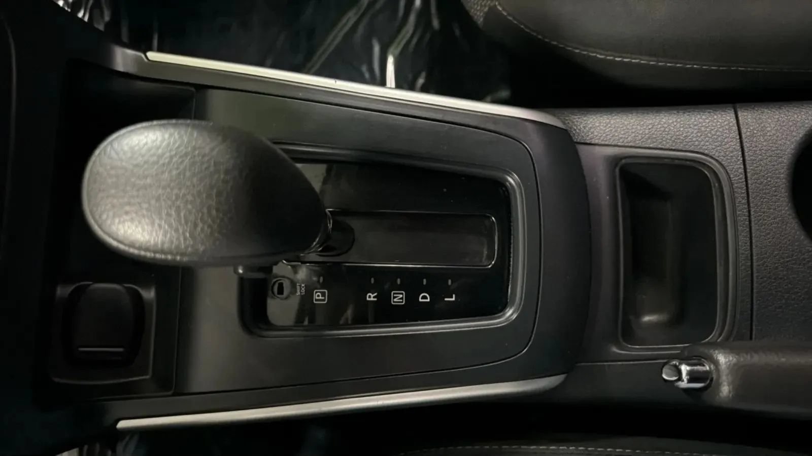 Used 2018 Nissan Sentra S FWD image 12