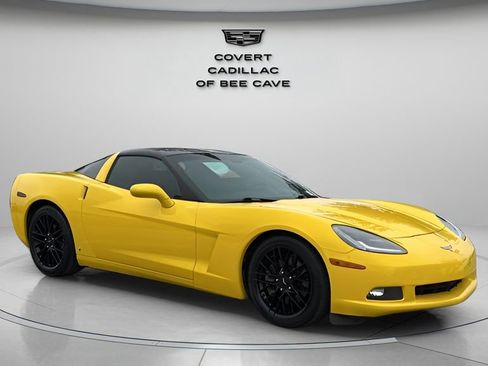 Used 2007 Chevrolet Corvette Coupe w/ Preferred Equipment Group image 1
