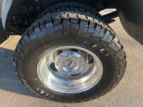 Used 2022 Ford F350 Limited image 38