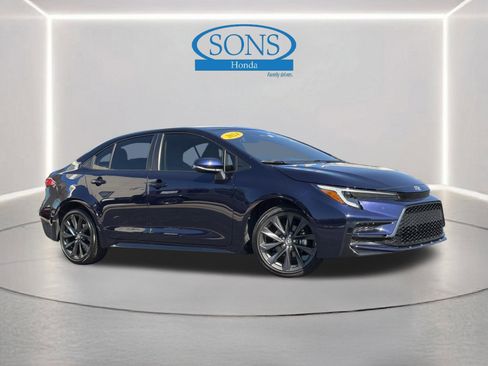 Used 2024 Toyota Corolla SE FWD image 1