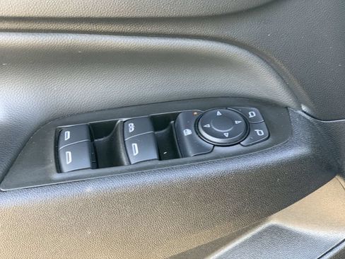 Certified 2024 Chevrolet Equinox LT FWD image 21