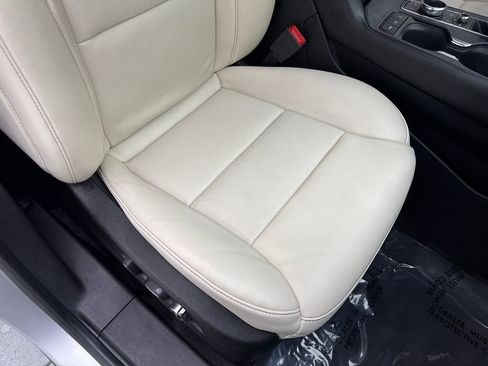 Used 2020 Cadillac XT4 Sport FWD image 47