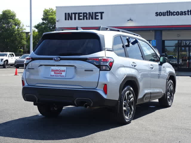 Used 2025 Subaru Forester Limited AWD/4WD image 13